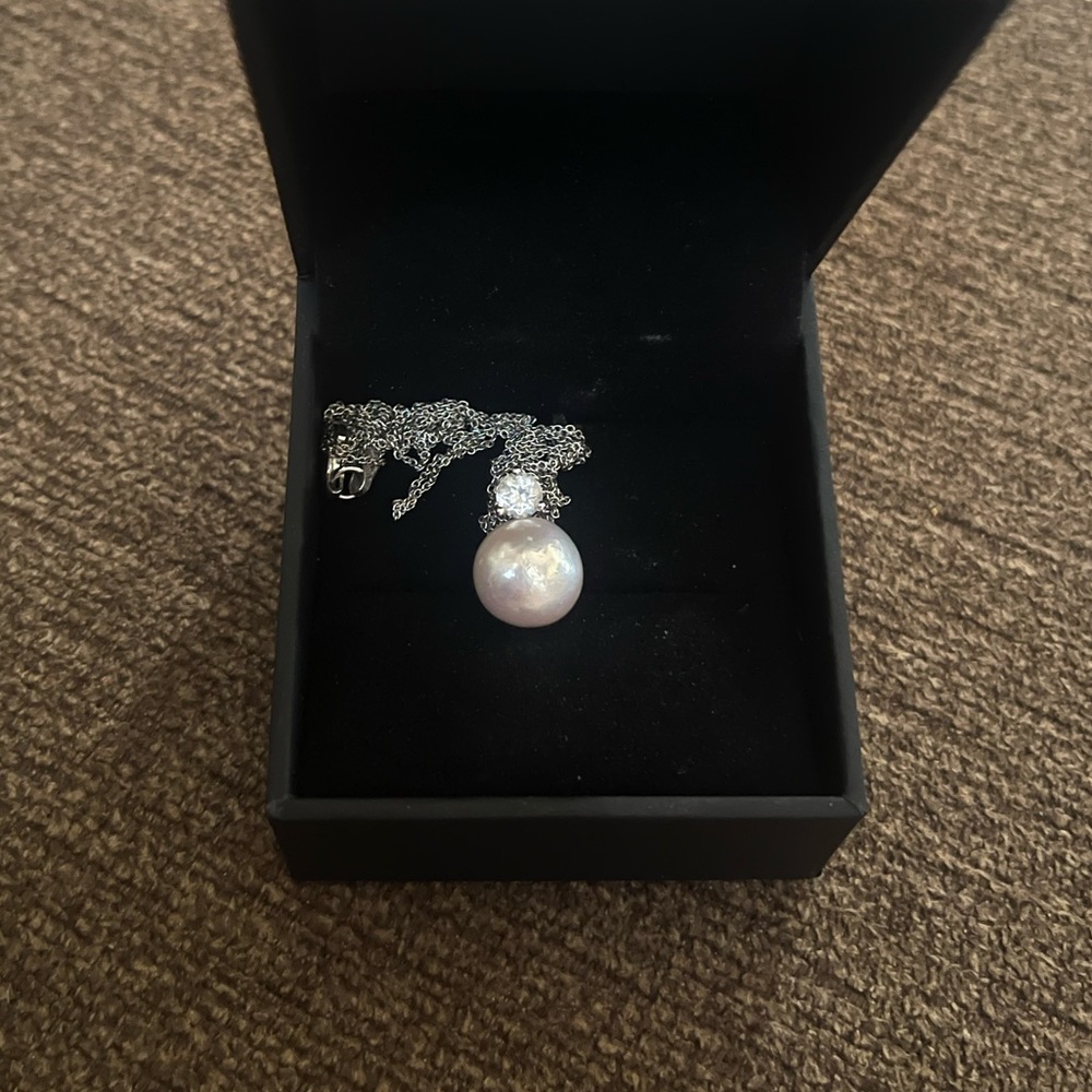 Kay Jewelers: Cultured Pearl & White Topaz Necklace Sterling Silver necklace